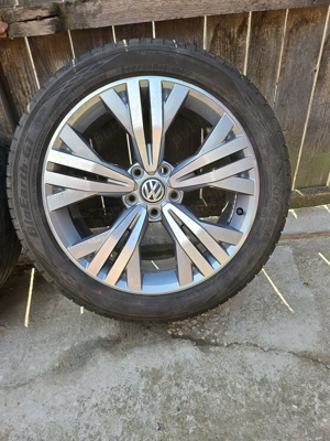 Anvelope Yokohama 245/45R18