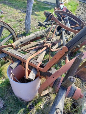 componente metalice caruta veche