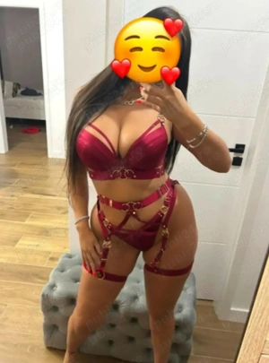 Buna ma numesc adela sunt noua   doar pentru doua  doua zile 