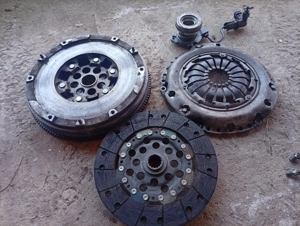 Chit ambreiaj,Opel Astra h,Z17DTR,2011,masa dubla FEBI,stare perfecta,10/10,