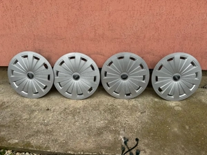 Capace roti Audi pe 16 țoli ca noi
