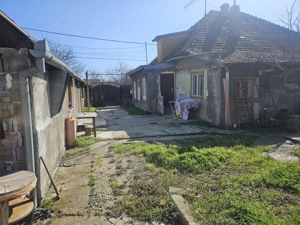 Vând casa in Ronat in spate la stadionul de Rugby - imagine 8