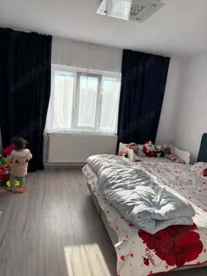 Vând casa in Ronat in spate la stadionul de Rugby