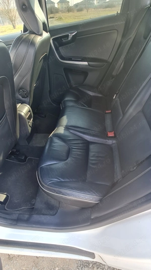 Volvo XC 60 Volvo XC60 D5 AWD R-Design 215 CP - imagine 8