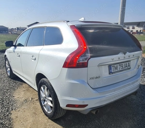 Volvo XC 60 Volvo XC60 D5 AWD R-Design 215 CP - imagine 4