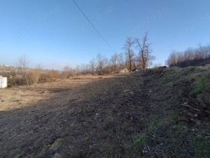 Vând teren intravilan pe strada Doboșari 