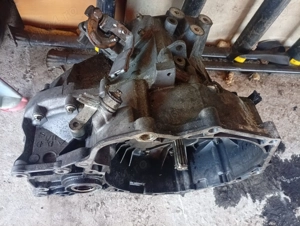 Cutie viteze Opel Astra h cod motor Z17DTH,101 cp - imagine 2