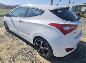 Hyndai i30 Coupe 1.4i 101 CP 2013 - imagine 5