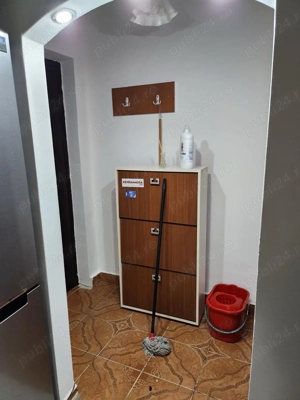 Proprietar! Schimb cu apartament cu două camere sau casa la curte pe lângă București  - imagine 2