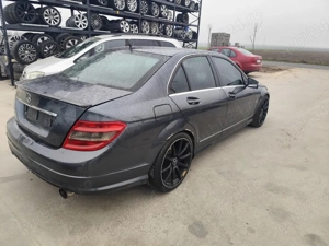 Dezmembram Mercedes C class W204 2.2 cdi Euro 5 Nonfacelift An 2010 Cod motor 651.911 - imagine 7