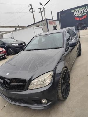 Dezmembram Mercedes C class W204 2.2 cdi Euro 5 Nonfacelift An 2010 Cod motor 651.911 - imagine 3
