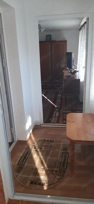 Casă cochetă și teren generos de 900 mp în Bezdead (Tunari)   Liniște și confort - imagine 9