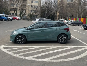 Hyundai I20 benzina navigatie tesla 77000km - imagine 5