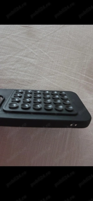 Husa   carcasa telefon Iphone 15 Pro neagra, cu ventuze