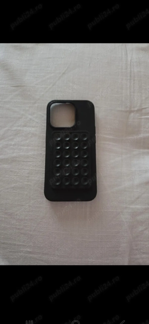 Husa   carcasa telefon Iphone 15 Pro neagra, cu ventuze