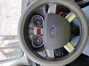 Vând Ford Focus 2008 1.6 tdci - imagine 2