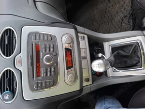 Vând Ford Focus 2008 1.6 tdci - imagine 4