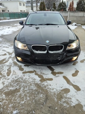 Bmw E90 318i 2.0  2011  - imagine 2