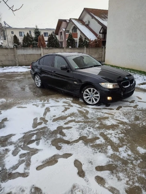 Bmw E90 318i 2.0  2011  - imagine 3