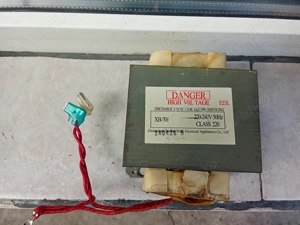 Vând transformator electric 