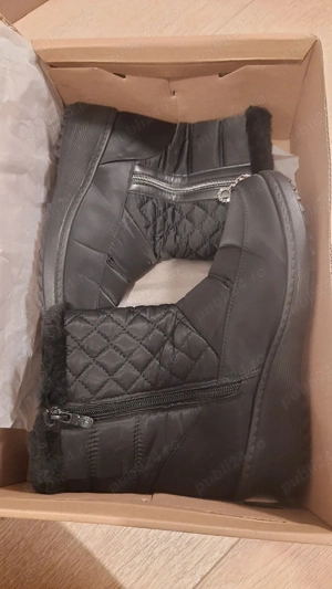 Cizme NOI damă pt. iarnă, negre , îmblănite, mărimea 38. - imagine 5