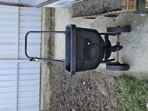 Dispozitiv manual de împrăștiere semințe, îngrășăminte, sare și nisip!