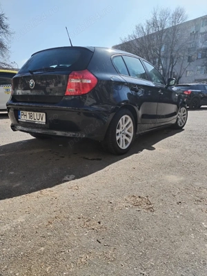 Bmw seria 1 an 2009 - imagine 3