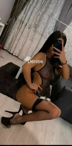 Buna mă numesc Denisa 