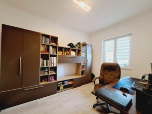 Casa in Braytim. Cu dormitor la parter. Mobilata si utilata.  - imagine 16