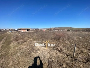 Loturi de Teren Fermelor Strada Plantelor 