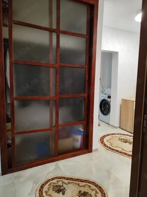 Vând Apartament 4 camere,decomandat,81 mp utili,renovat - imagine 7