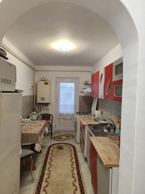 Vând Apartament 4 camere,decomandat,81 mp utili,renovat - imagine 10