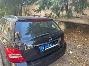 Vând Mercedes C180 CDI ,2,2 Diesel, an 11.2011 - imagine 3