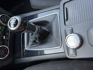 Vând Mercedes C180 CDI ,2,2 Diesel, an 11.2011 - imagine 8