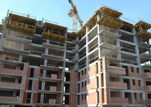 Echipă contructori!