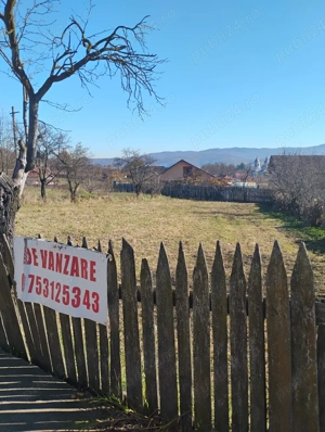 Vând teren intravilan in comuna Mănăstirea Cașin  - imagine 2