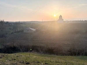 Casa de vanzare + teren in Cerbu 
