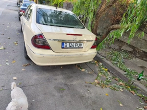 vand Mercedes-Benz E-Class W211 - imagine 2