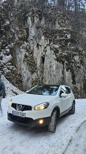 Nisan Qashqai  - imagine 4