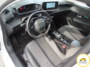 Peugeot 208 Allure Bussines PureTech 100CP, Cutie automata, 2023,Navi, Bord digital vision 3D - imagine 11