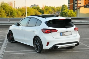 ford focus st x 2.3 280 cp - imagine 2