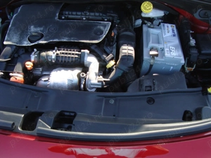 Peugeot 2008, 1.6 BLUEHDI - imagine 7