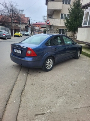    Ford Focus  - imagine 7