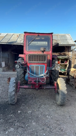 Tractor UTB 650
