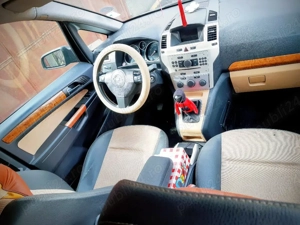 Vand Opel Zafira B din anul 2008 prim proprietar  - imagine 7