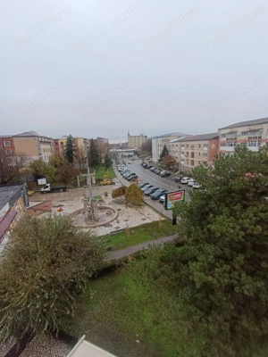 De vânzare apartament cu 3 camere 