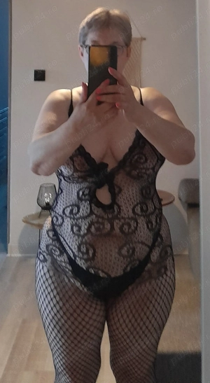  Matură  plinuta cu forme Bucur Obor Moșilor  - imagine 2