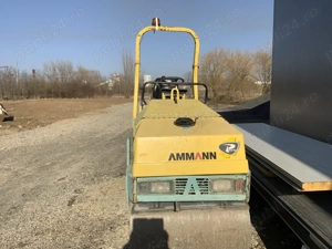 Vând compactor 2,3 tone Amman AV23 - imagine 3