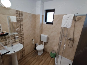Spațiu multifuncțional de închiriat   zonă centrală Pucioasa - imagine 10