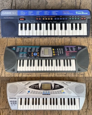 mini orga incepatori Casio Farfisa
